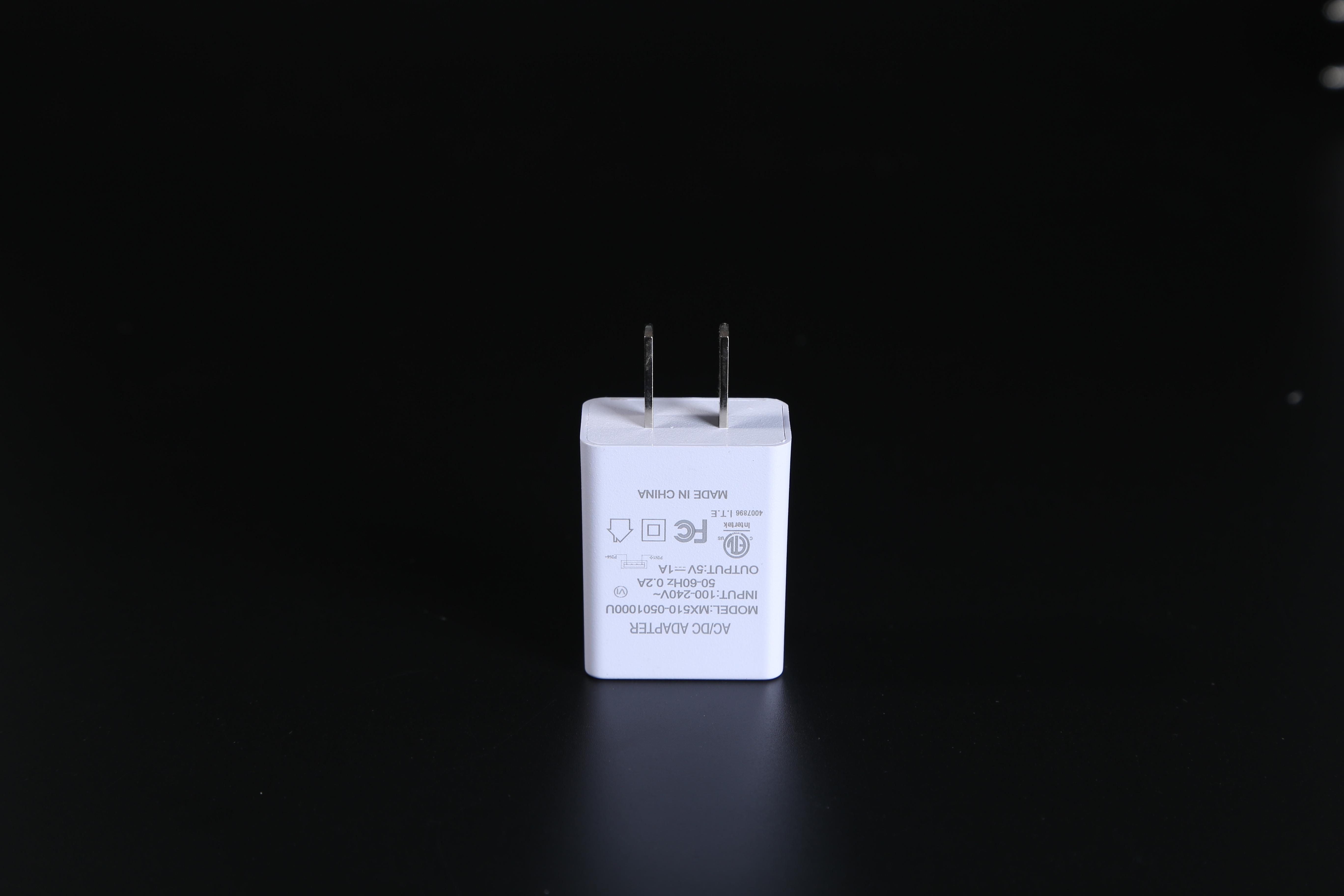 MX510-0501000型號(hào)5v1a中規(guī)電源適配器 3c認(rèn)證