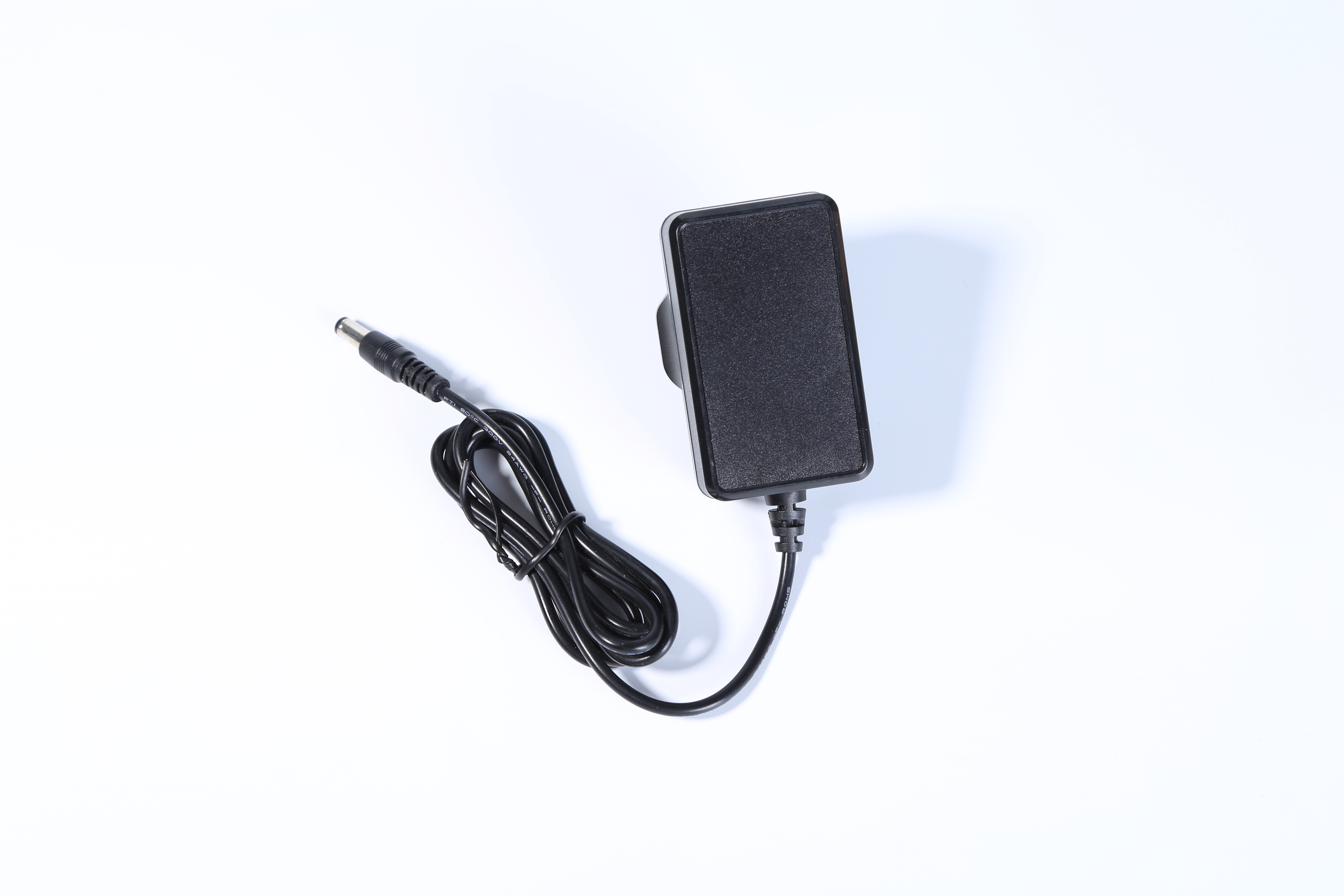 MX24w-1801000型號18v1a英規(guī)電源適配器 ce認(rèn)證