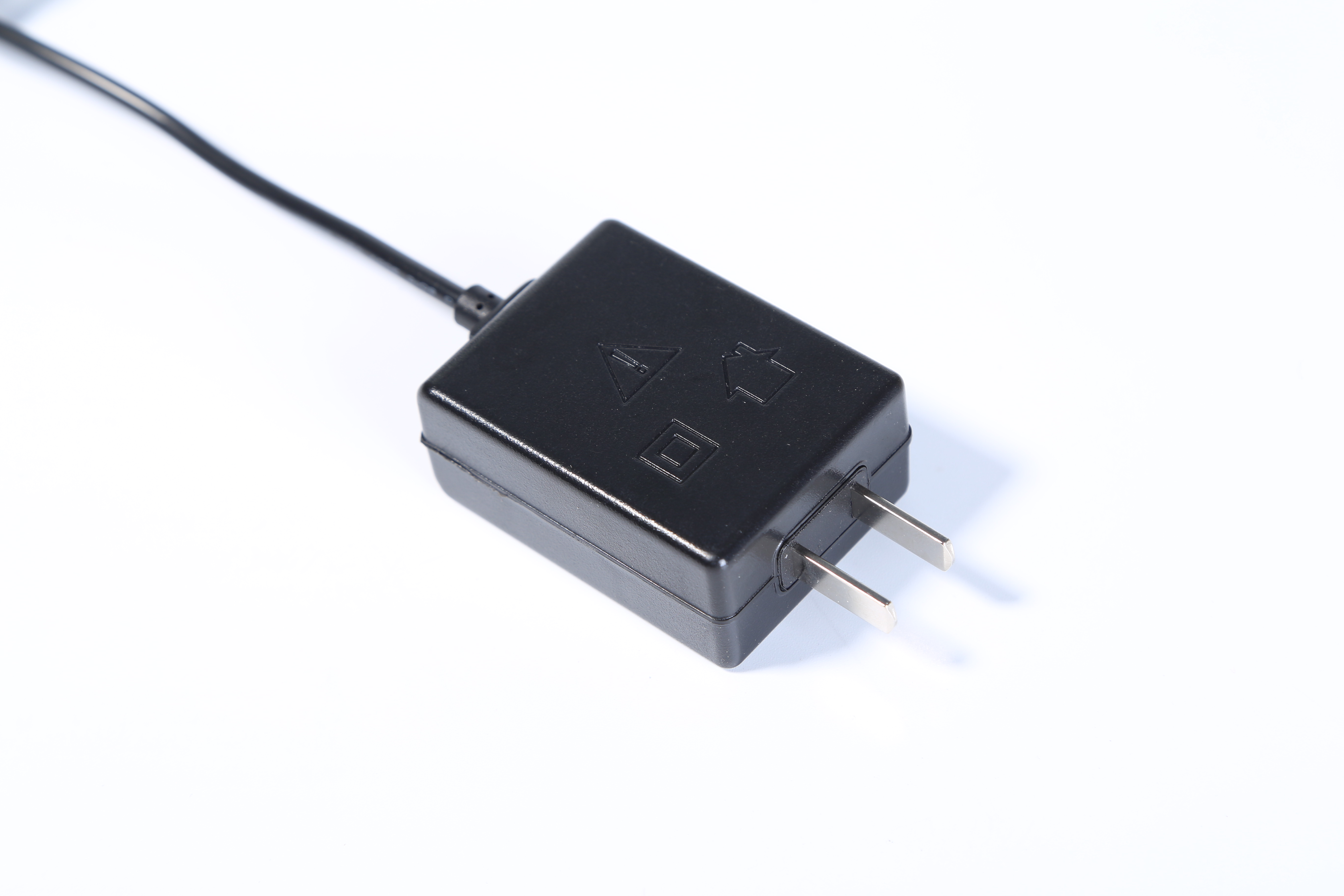 MX15w-1501000型號15v1a美規(guī)電源適配器 ul認(rèn)證